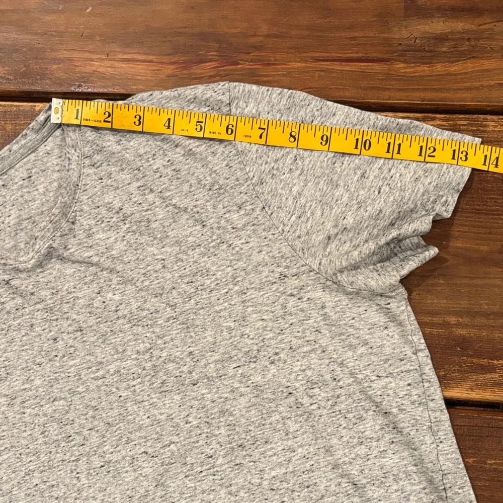 Banana Republic Soft Heather Gray Crewneck Tee Size XL